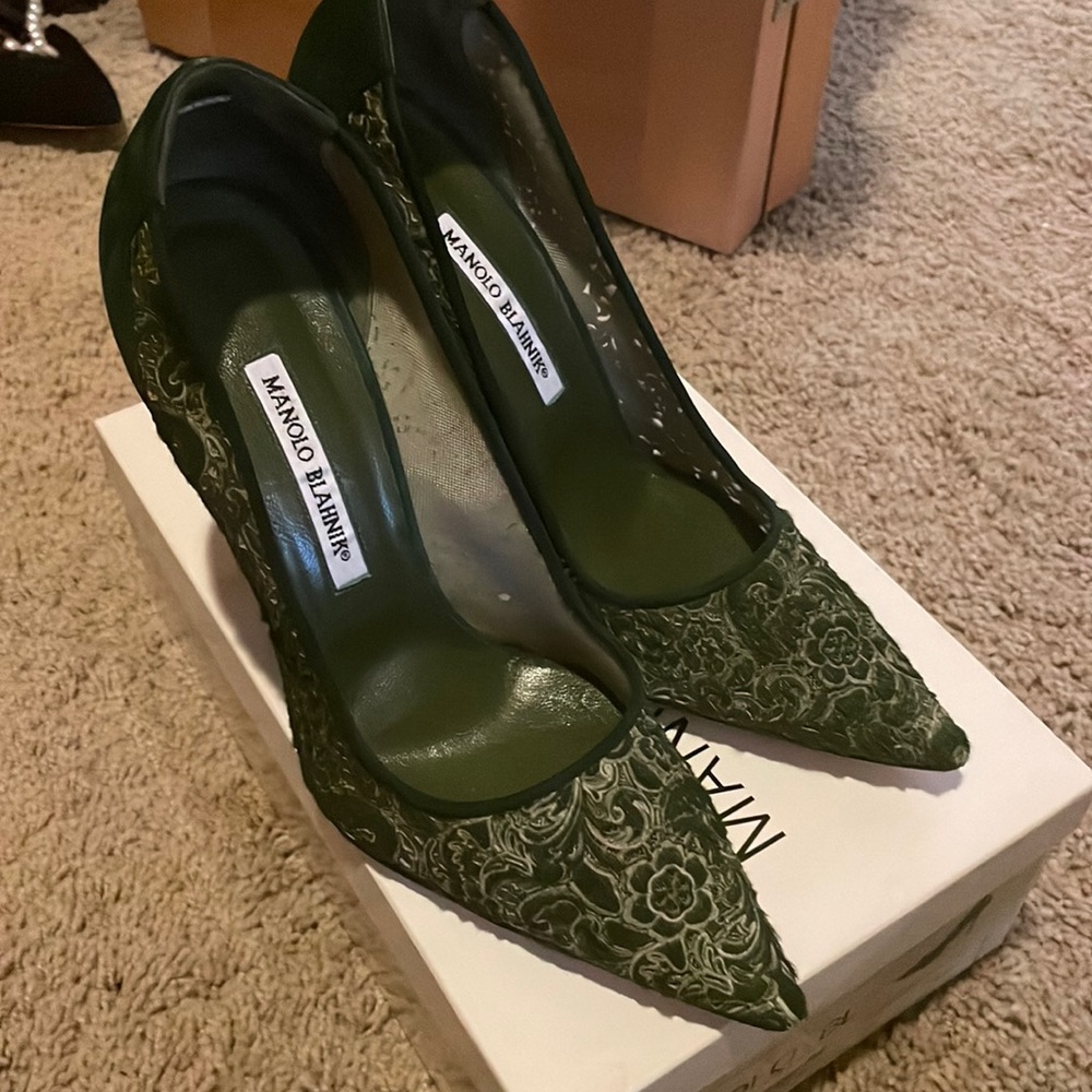 Manolo Blahnik Green Lace Laser Cut Suede Heels